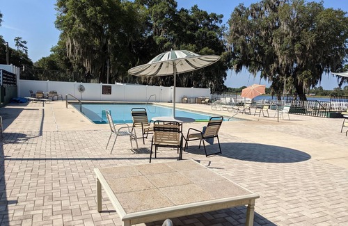 Salt Springs Casa | Lake front cottage