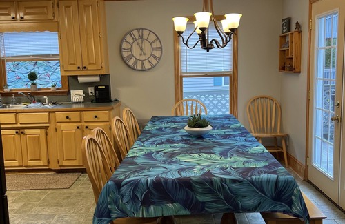 Westminster Casa | lake front, dock, hot tub, Clemson, 7 bedrooms, 7 baths, kayaks, waterfalls ,