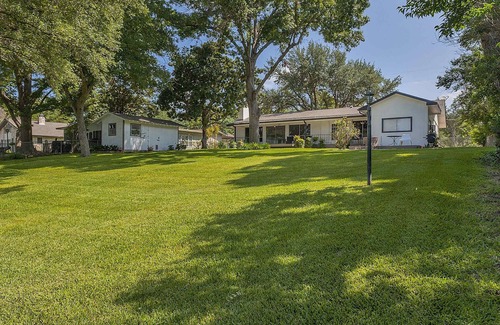 Marble Falls Casa | Lake Front Family Retreat-Colorado Arm of LBJ!