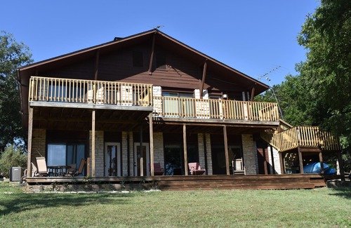 Clifton Casa | Lake Whitney - ¡Cabaña actualizada con acceso al agua y senderismo!
