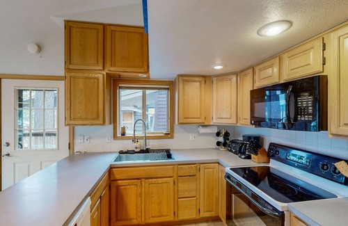 Loon Lake Casa | Lake Front Paradise with private dock and Private Beach