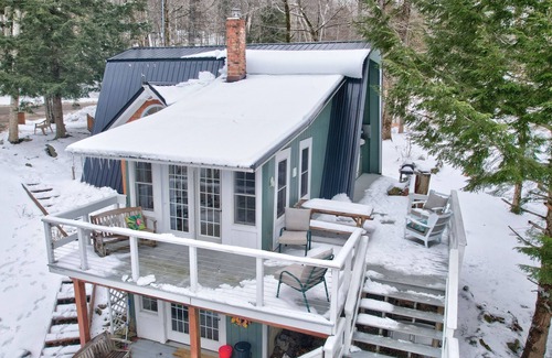 Bucksport Cabaña | Lake Front-Spa Tub-Fire Pit-Full Kitchen-Canoe
