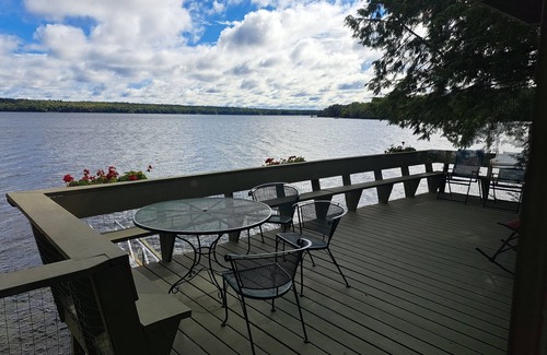 Ellsworth Cabaña | Lake front