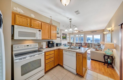 Huddleston Condominio | Lake Front With Beautiful Mountain Views.