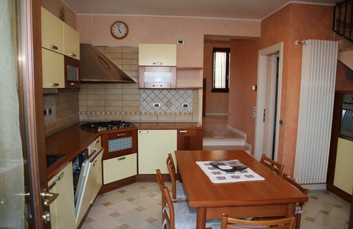 Pozzolengo Casa | Casa de vacaciones en el lago de Garda con vistas panorámicas, a 5 km de Peschiera del Garda