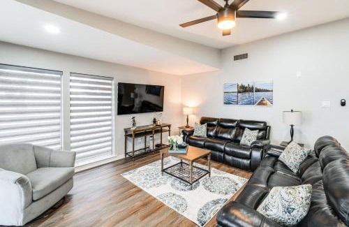 Lakewood Village Casa | Lake Gem Private Dock and Large Patio in Lewisville