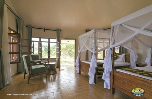 Kasese Cabina | Lake George View Resort