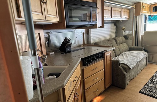 Waterloo Casa | Lake Greenwood Waterfront RV Sleeps 3-4