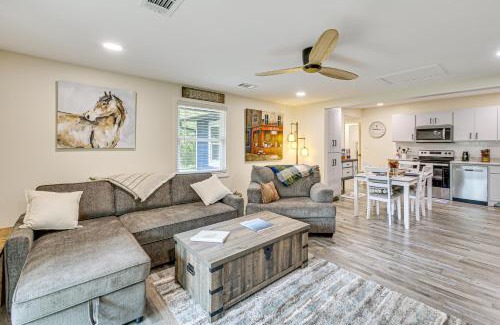 Rockwell Casa | Lake Hamilton Retreat with Kayaks and Spacious Yard!
