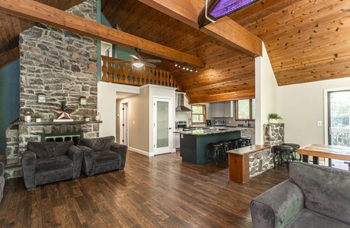 Lake Harmony Chalet De Esquí | Lake Harmony Chalet con sala de juegos para 22 personas