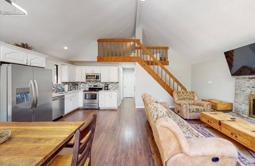Lake Harmony Estates Cabaña | Lake Harmony Meadow View Greenacres Cottage (18)