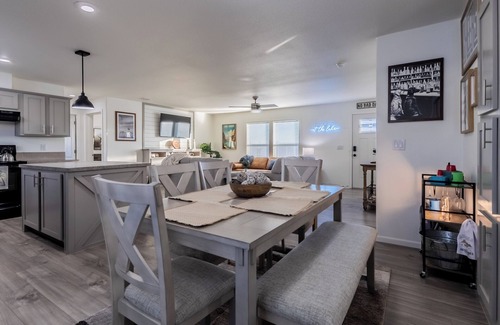 Desert Hills Casa | Lake Havasu 3BR Home w/Boat Parking, Lake Views + Snowbird Long-Term Welcome