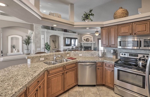 Lake Havasu City Casa | Lake Havasu City House w/ Fire Pit, Pool & Spa!