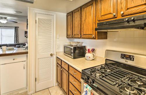 Lake Havasu City Casa | Lake Havasu Home with Pool - 2 Miles to Waterfront!