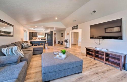 Lake Havasu City Casa | Lake Havasu Oasis with Pool about 1 Mi to Lake!