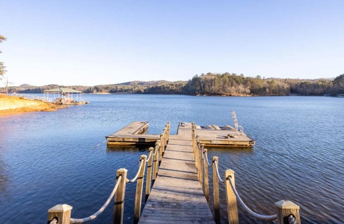 Wilkesboro Casa | Lake Haven Lodge
