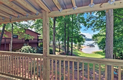 Reed Creek Casa | Lake Haven Retreat