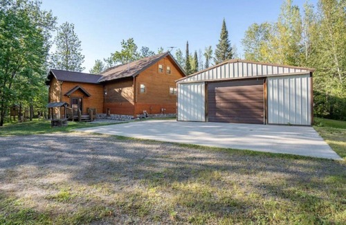Melrude Casa | Lake Home Near Giants Ridge