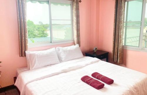 Trat Casa | Lake Home Trat