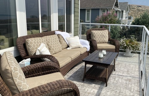 Okanagan-Similkameen Casa | Lake House at The Cottages on Osoyoos Lake with Stunning View! Snowbirds Welcome