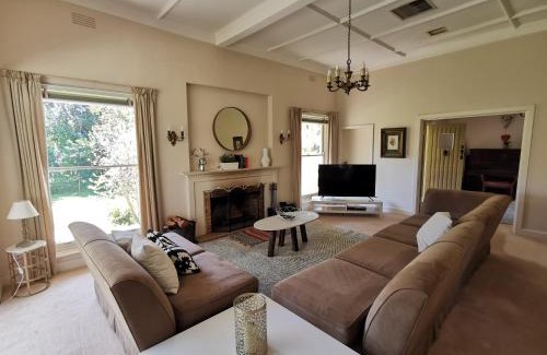Benalla Casa | Lake House Benalla