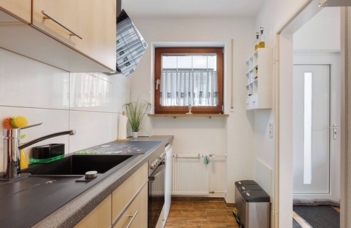 Allensbach Apartamento | Lake House Bodensee – Boutique-apartamento vacacional con jardín y 2 baños, apto para perros