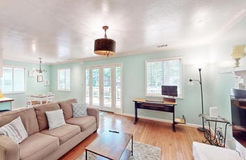 Lake of the Woods Casa | Lake House Cottage