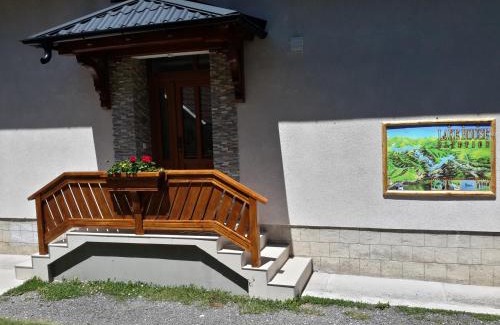 Jezerce Casa | Lake House