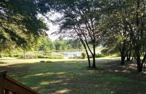 Ocklawaha Casa | Lake House in Ocklawaha | 3BR | Garden tub