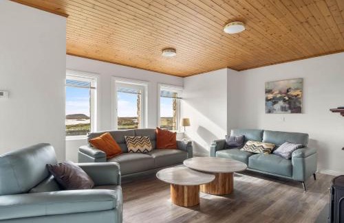Ballyconneely Casa | Lake House Mannin, Ballyconneely