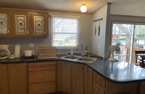 Eastland Casa | Lake House en Lake Leon con muelle y rampa para botes