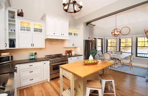 Danbury Casa | Lake House Retreat on beautiful Candlewood Lake