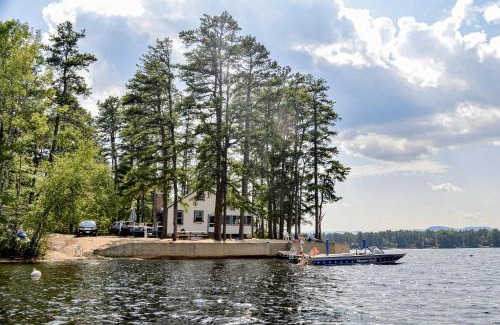 The Bays Casa | Lake House Retreat