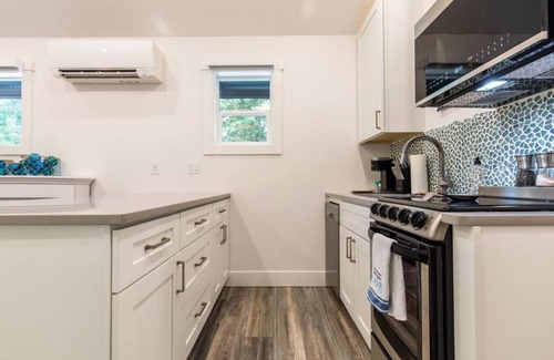 Leavenworth Apartamento | "Lake House" tiny cabin near Lake Wenatchee with HOT TUB