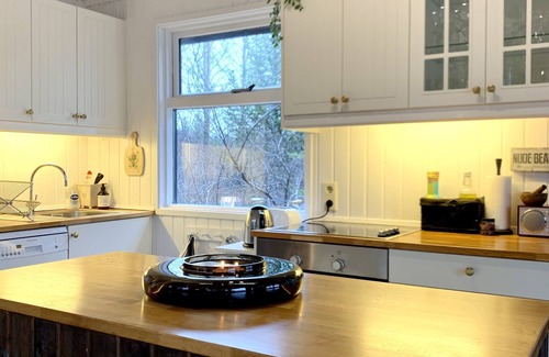Selfoss Casa | Casa del lago con jacuzzi privado! Ubicado en Icelands Golden Circle.