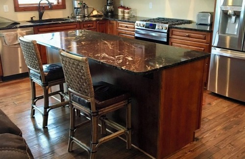 Silver Lake Casa | Lake House with Hot Tub, game room, huge yard, 1 mile from Silverlake Sand Dunes