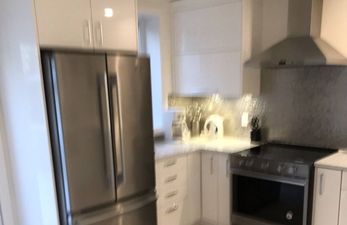 Port Stanley Cabaña | Lake house with incredible Lake Erie view! Walk to Sandy Beach!