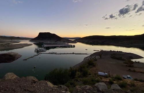 Elephant Butte Casa | Lake House with Ping Pong & Pool Table, sleeps 16, 1.5 bath with full kitchen