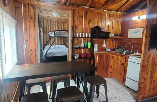 Oscoda Chalet De Esquí | Lake Huron - Super Cute Lake Front Cabin - Sleeps 5
