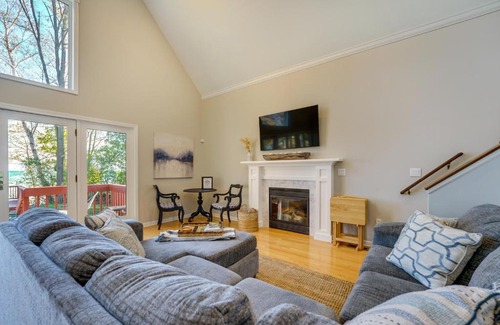Applegate Casa | Lake Huron Vacation Rental with Private Beach!