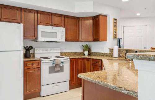 Kimberling City Casa | Lake It Easy - Condo for 7