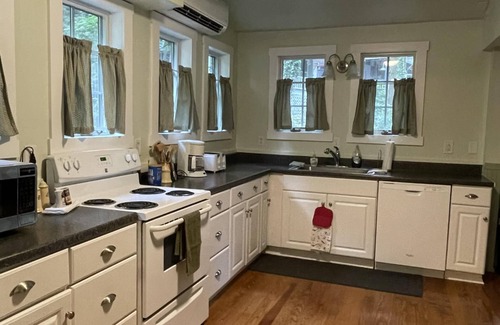 Mount Gretna Cabaña | Lake it Easy