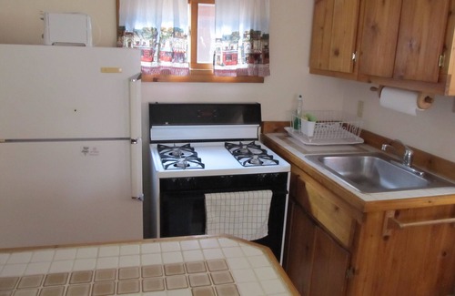 Stoughton Cabaña | Lake Kegonsa cedar efficiency cottage
