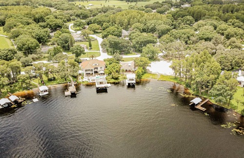 Lake Keystone Casa | Lake Keystone Executive home