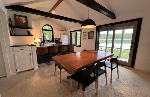 Lake Leelanau Casa | Lake Leelanau Waterfront Home: 10 min to Leland, Suttons Bay, Lake Michigan