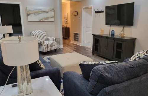 Lake Catherine Casa | Lake Leisure - Sleeps 9
