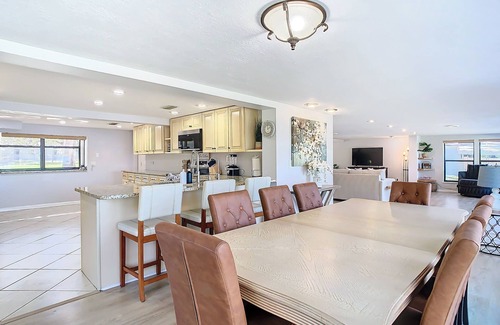 Odessa Casa | Lake Life Fun with Games Room!