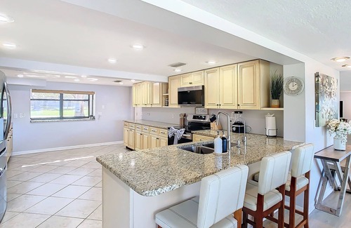 Odessa Casa | Lake Life Fun with Games Room!