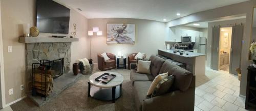 Osage Beach Casa | Lake Life Reimagined -best location best view 17mm
