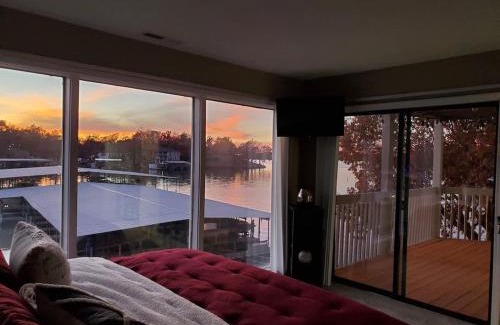 Osage Beach Casa | Lake Life Reimagined -best location best view 17mm